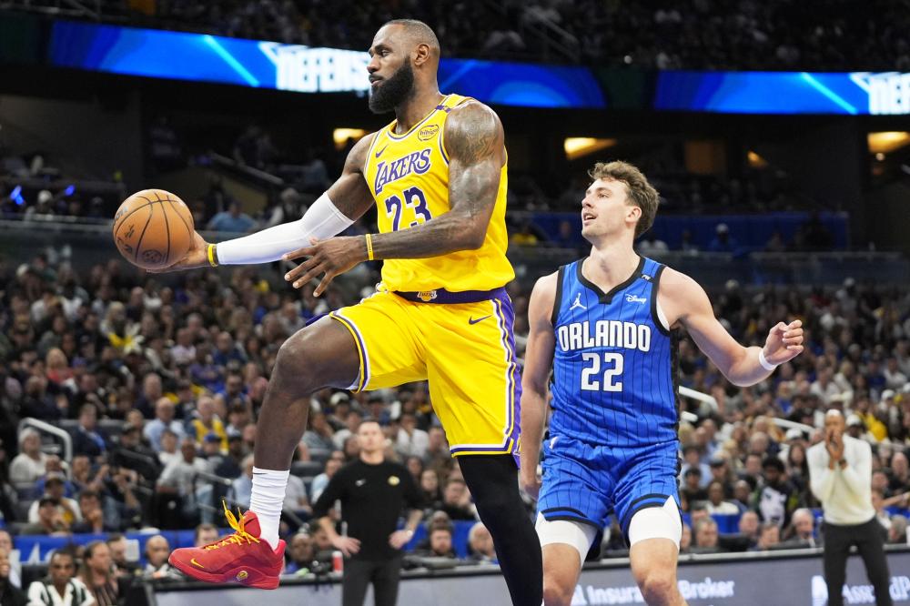 赛场上也表 赛场上也表