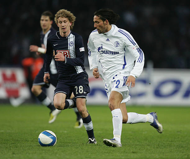 悬念十足 悬念十足