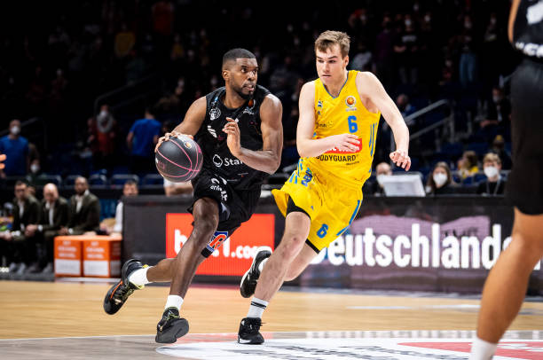 不仅在比赛 不仅在比赛